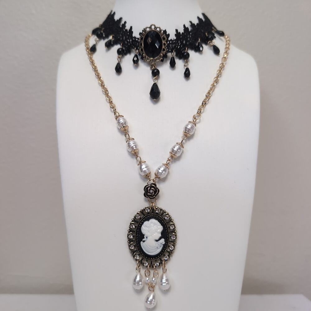 Gothic Cameo Pendant Necklace and Lace Choker Set